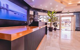 Ocean Boulevard